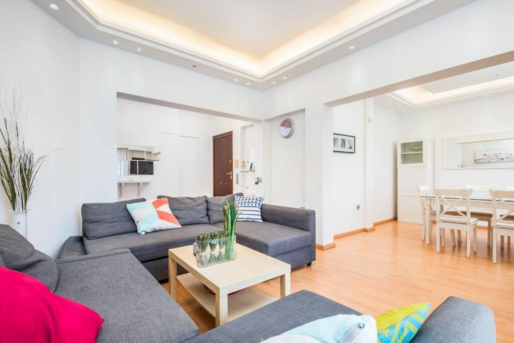 Modern Spacious Apt In Atina Dış mekan fotoğraf