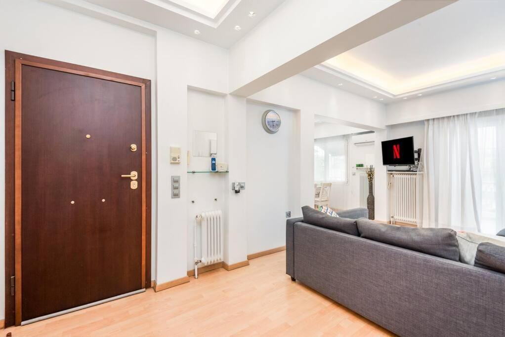 Modern Spacious Apt In Atina Dış mekan fotoğraf