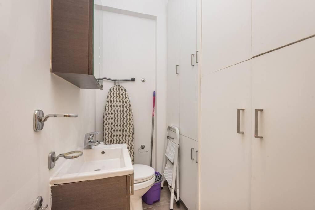 Modern Spacious Apt In Atina Dış mekan fotoğraf
