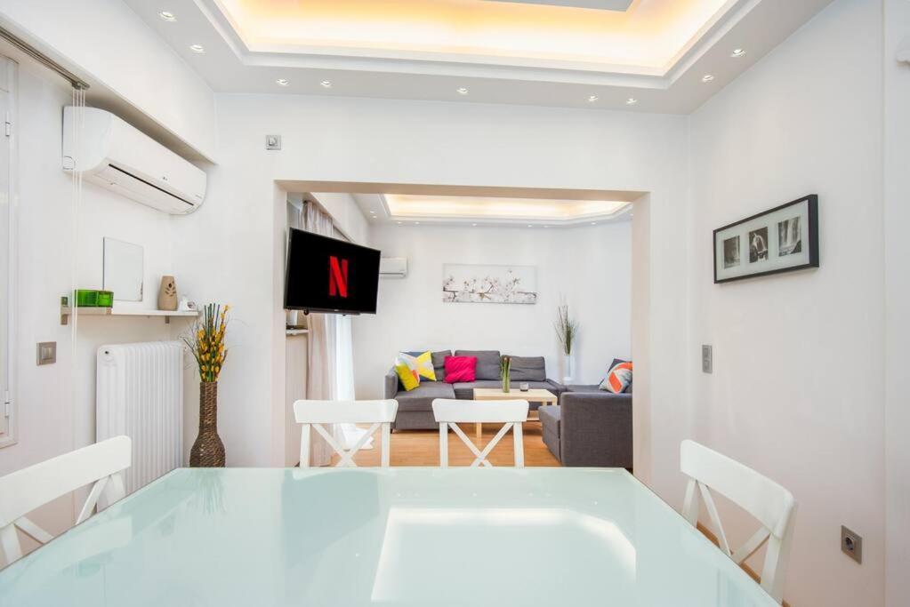 Modern Spacious Apt In Atina Dış mekan fotoğraf